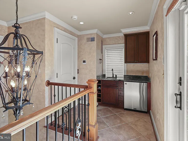 921 Valencia Ct #120 — Photo 66