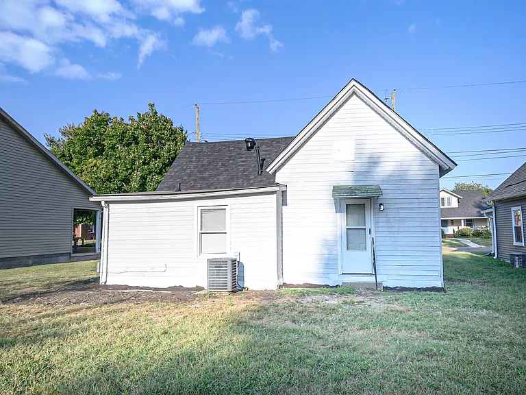 1314 Werner Ave — Photo 13