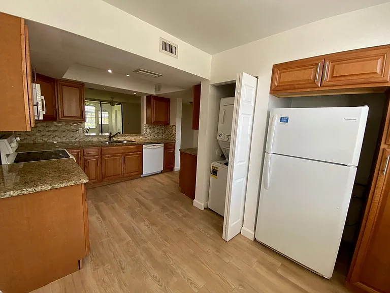 7310 NW 18th St #107 — Photo 13