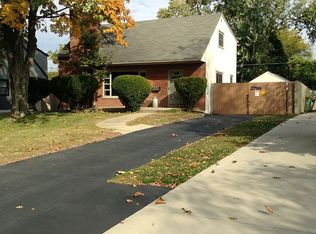 2788 Northwest Blvd, Columbus, OH 43221
