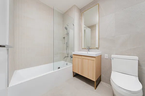 Rented by Nooklyn NYC LLC | media 41