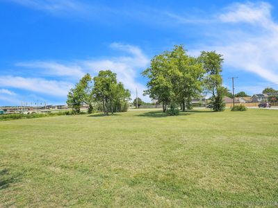 S 137th Ave E, Broken Arrow, OK, 74011