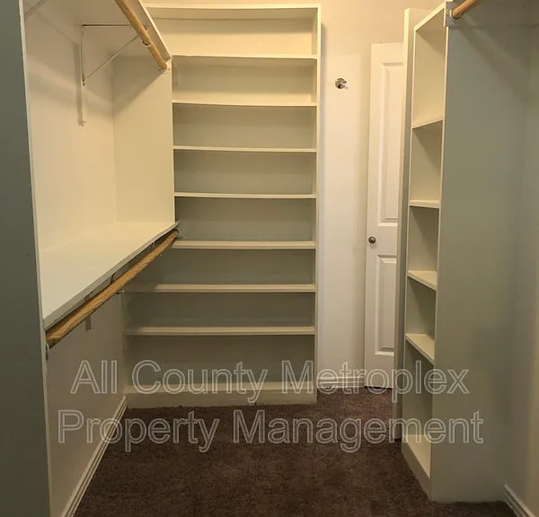 3984 Park Ln — Photo 21