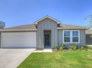 1005 Argonne Frst, Seguin, TX 78155