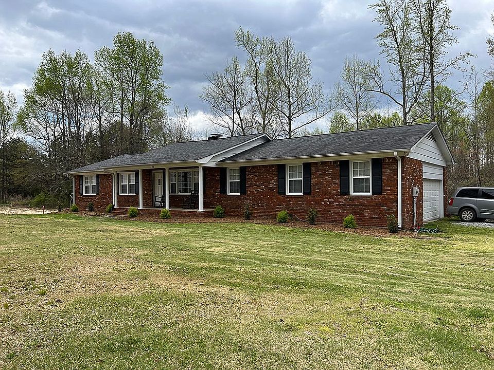 2nd image of 775 Bradley Dill Rd