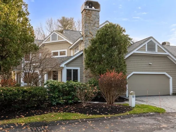 19 Glen Oak Dr Unit 19, Wayland, MA 01778