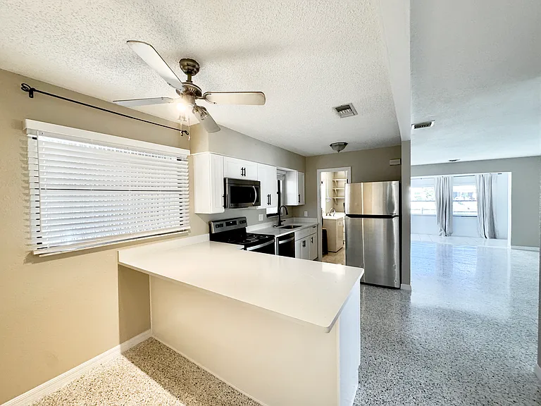 4335 Floramar Ter — Photo 4
