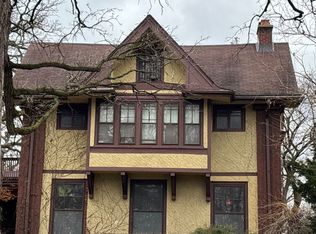 535 Fair Oaks Ave, Oak Park, IL 60302