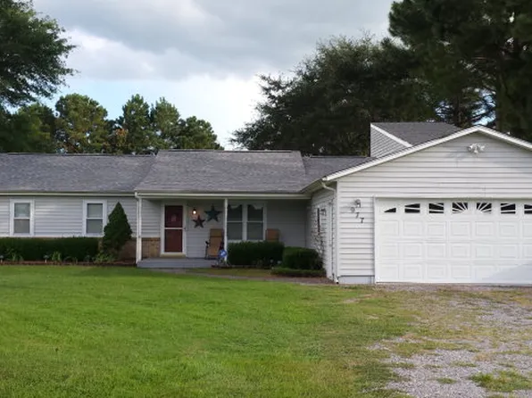 977 Pike Princeton Rd, Pikeville, NC 27863