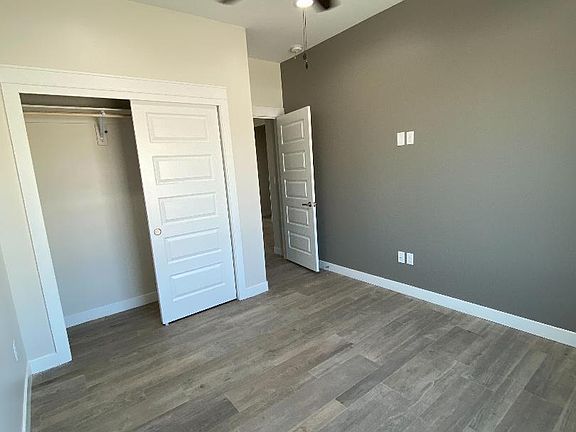 5th image of 2951 Silver Saddle Dr