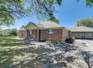 15924 Fm 442 Rd, Needville, TX 77461