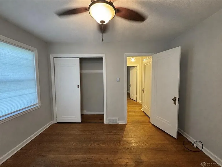 1260 Delaine Ave — Photo 13