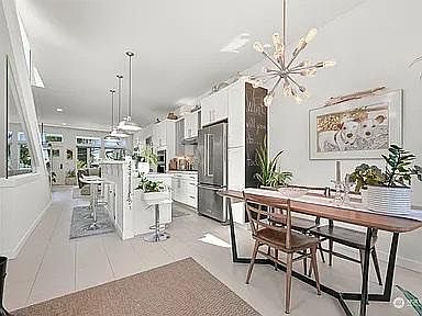 3rd image of 2726 Eldridge Ave #2