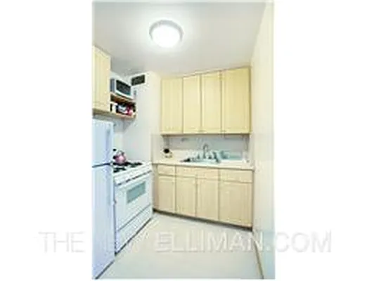 Sold by Douglas Elliman | media 20