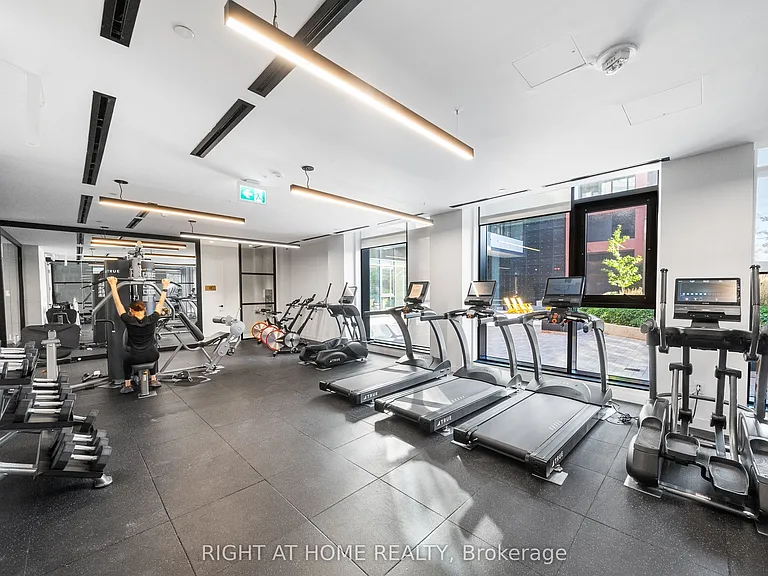 8 Tippett Rd #202 — Photo 4