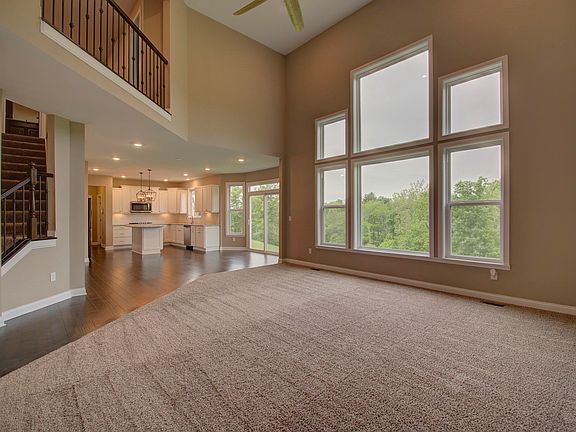 4th image of 5108 Loch Dr