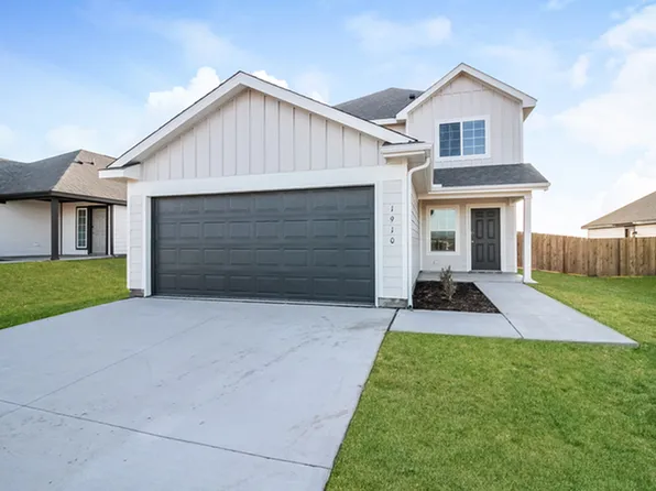 1910 Crimson Lake Blvd, El Reno, OK 73036