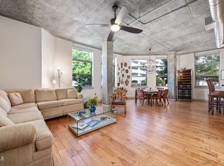840 E Green St UNIT 215, Pasadena, CA 91101