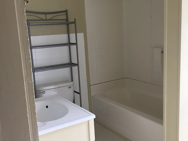 246 S Windsor St #2 — Photo 20