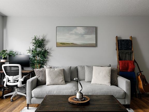 4th image of 1481 Inkar Rd Unit 8