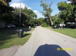 1830 Brentwood Dr, Clearwater, FL 33764