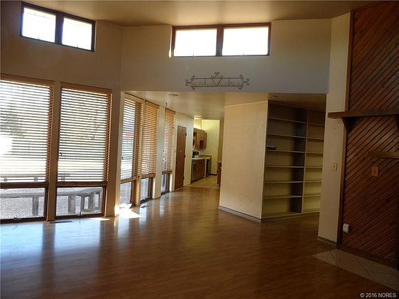 5th image of 1900 Swan Ln