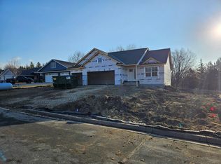 318 9th Ave NW, Lonsdale, MN 55046