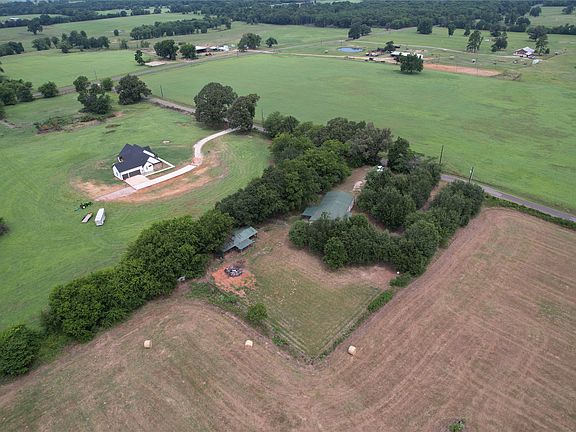 4th image of 250 County Road 2426