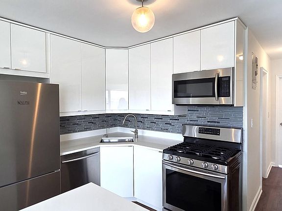 3rd image of 51 Maple Avenue #3B
