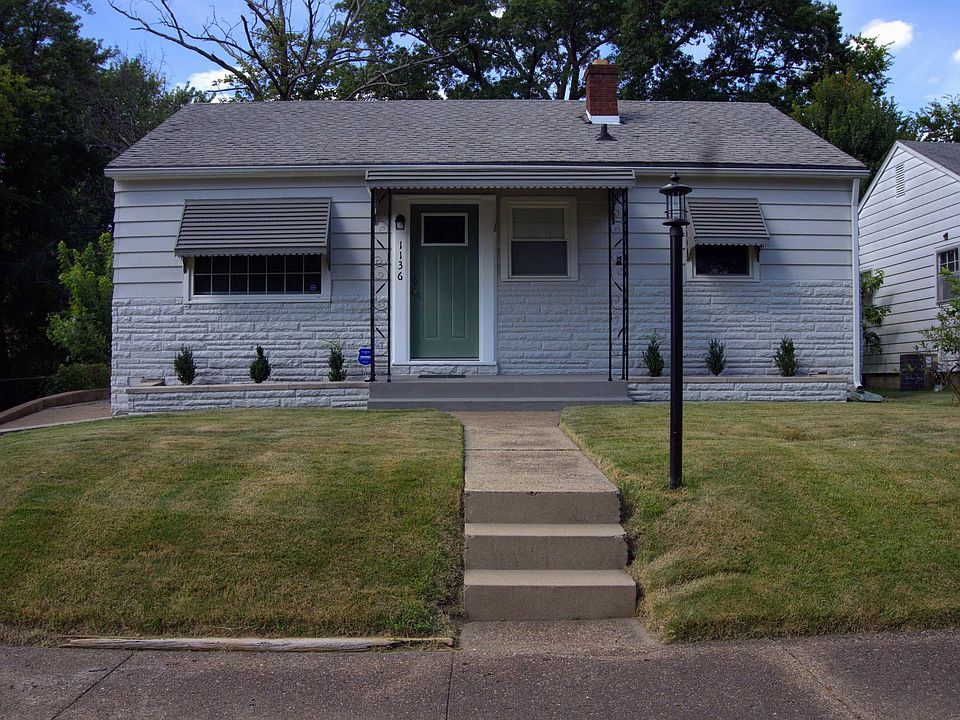 1st image of 1136 E Chandler Ave