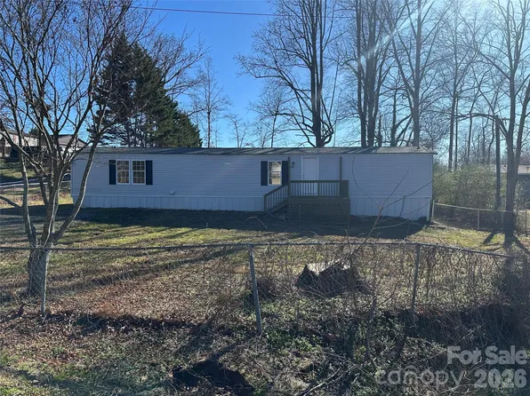 3993 Miller Dr, Newton, NC 28658