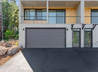 218 N W Byrkett, White Salmon, WA 98672