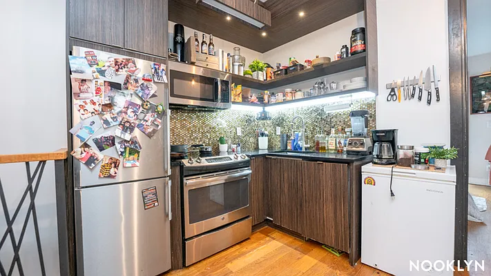 Rented by Nooklyn NYC LLC | media 22