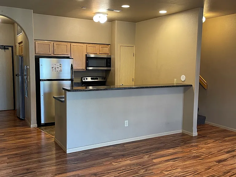 404 S Johnson St #6S — Photo 5