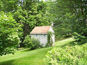 3rd image of 39 Edgewood Dr