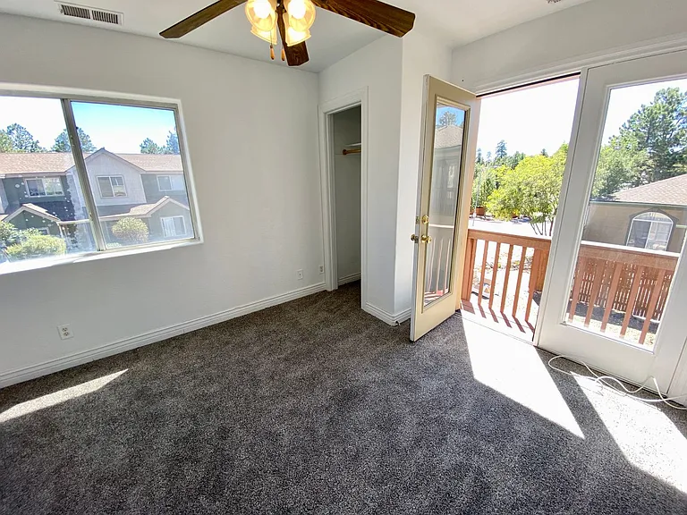 1402 E Scarlet Dr #1/2 — Photo 14