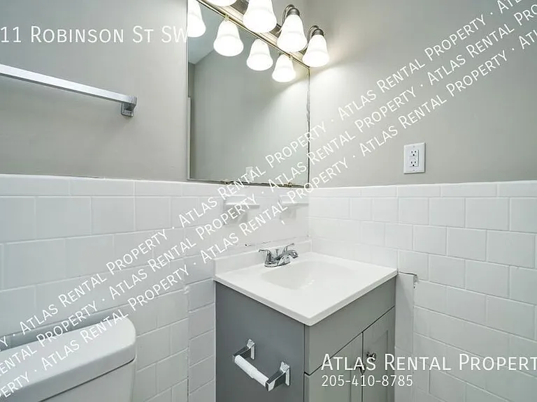 211 Robinson St SW — Photo 17
