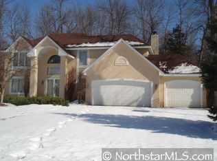 26300 Oak Leaf Trl, Shorewood, MN 55331