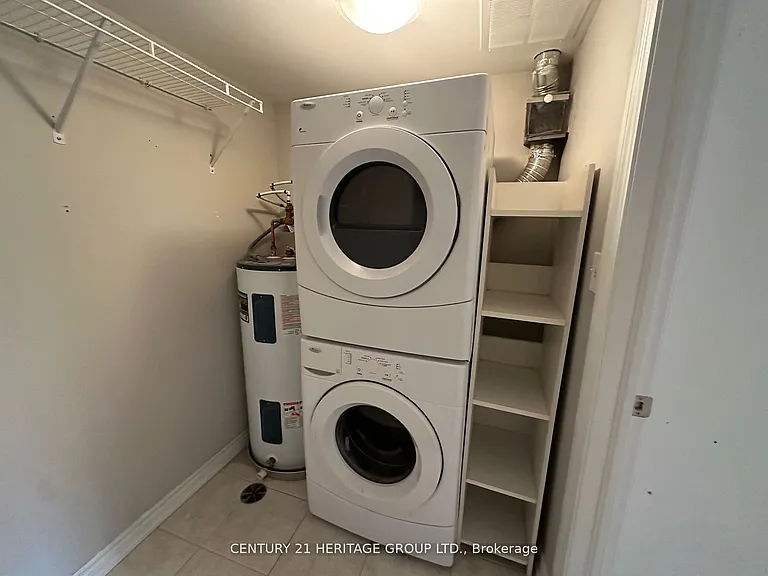 39 Ferndale Dr S #203 — Photo 13