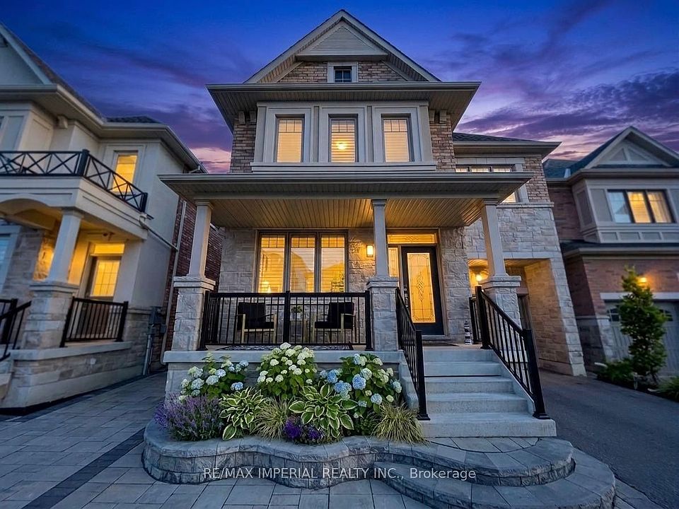 1st image of 3 Collier Cres