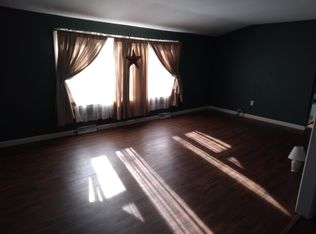 157 Melrose Rd, Broad Brook, CT 06016