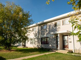 10423 132nd Ave NW, Edmonton, AB T5E 0Y8