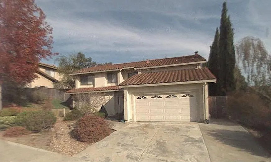 5965 Bellingham Dr photo 1