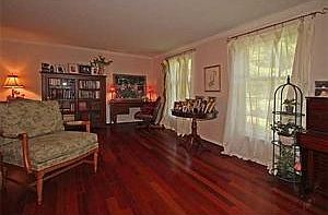 3rd image of 72 Brandywine Dr