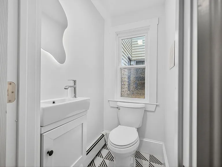 102 Woodstock St #2B — Photo 5