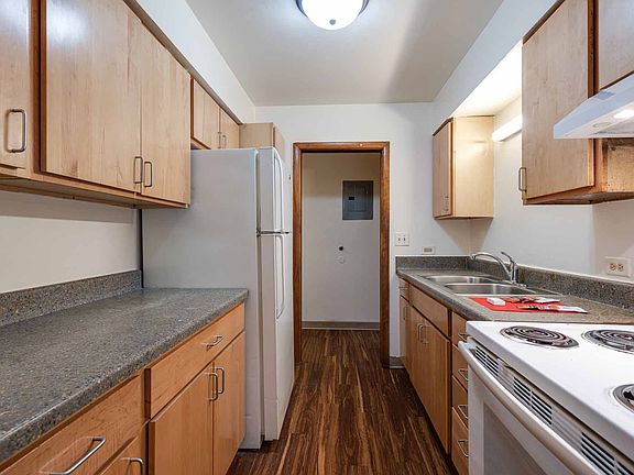 3rd image of 1332 Mississippi St #20-103