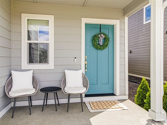 4th image of 15069 Iverson Loop SE