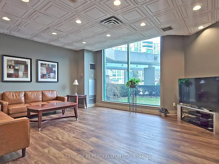 7805 Bayview Ave #625 — Photo 42