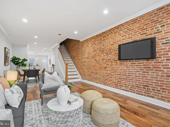 137 N Milton Ave, Baltimore, MD 21224