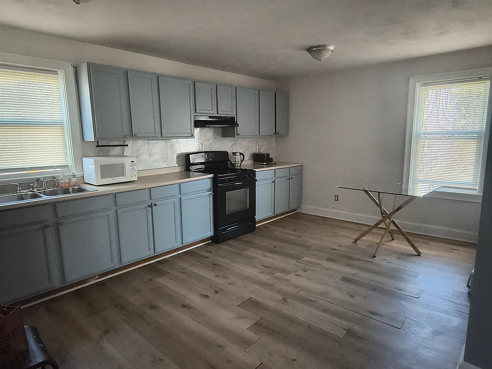 55 Tremont St #2